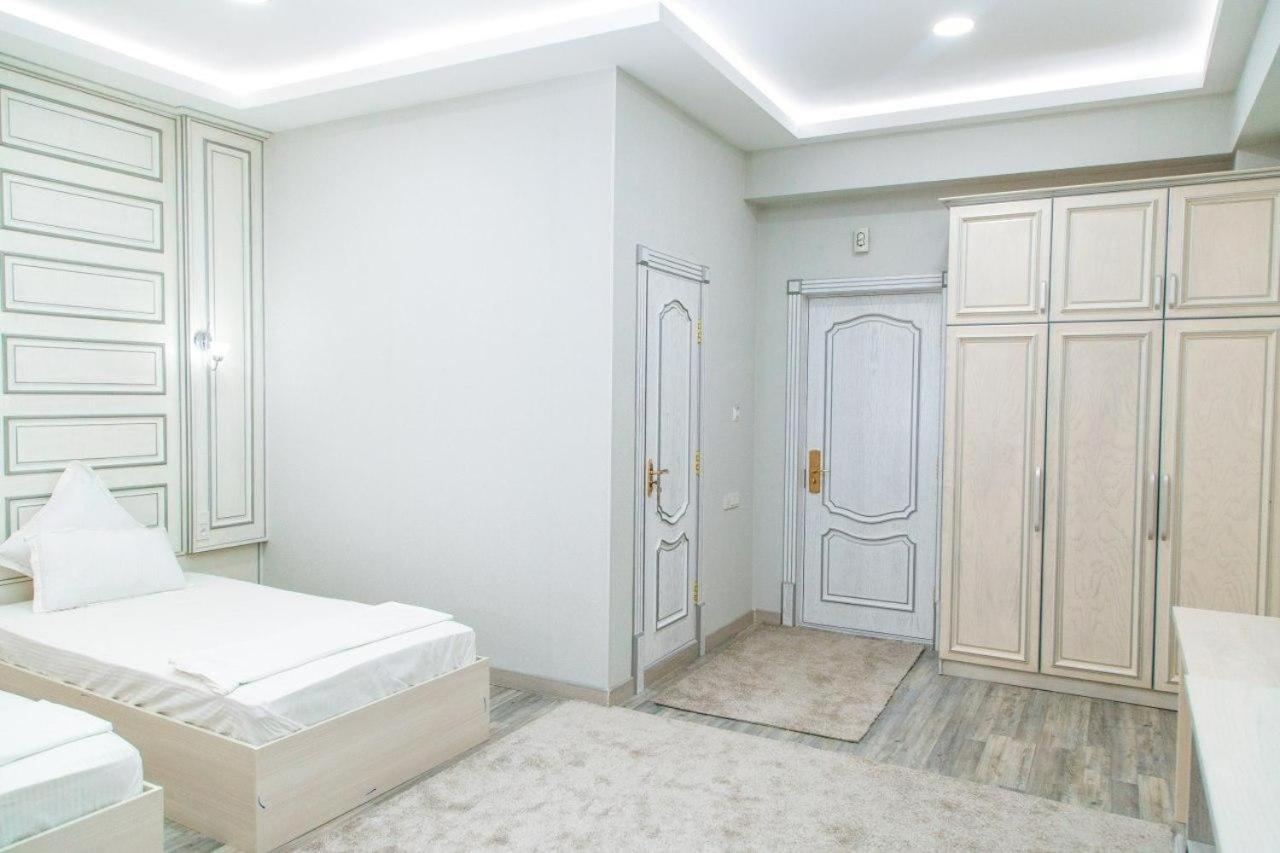 Shedevr Plaza Hotel Namangan Exterior foto