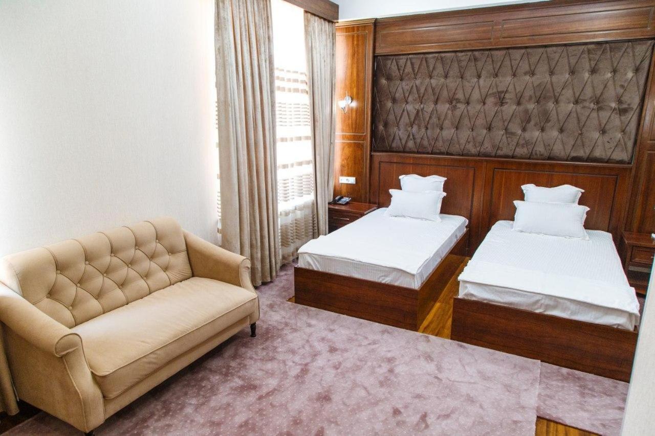 Shedevr Plaza Hotel Namangan Exterior foto